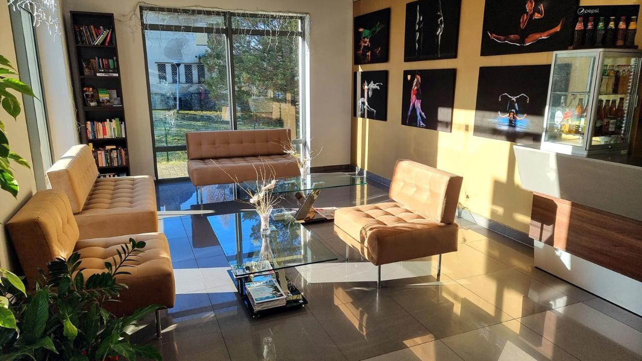 Ck Kalina Hotell Lądek-Zdrój Exteriör bild