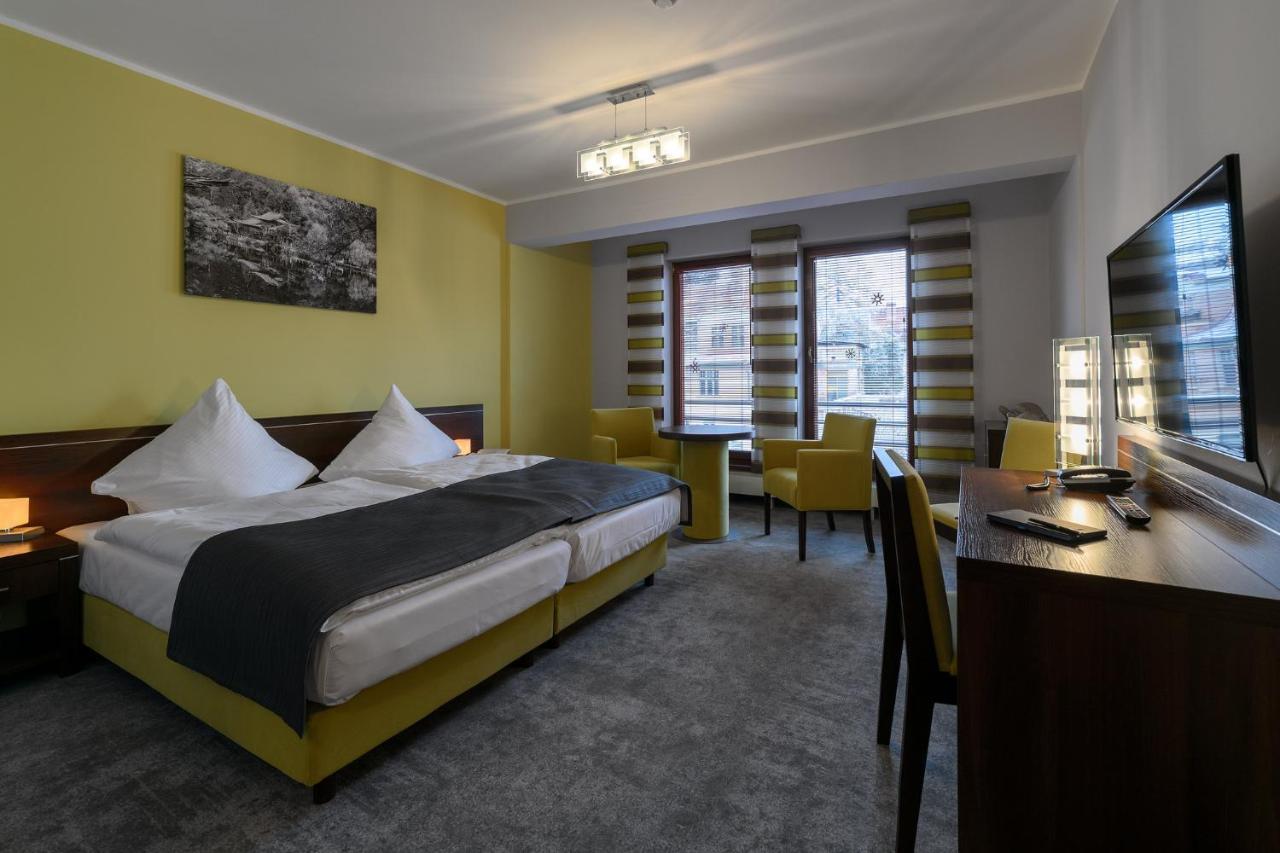 Ck Kalina Hotell Lądek-Zdrój Exteriör bild