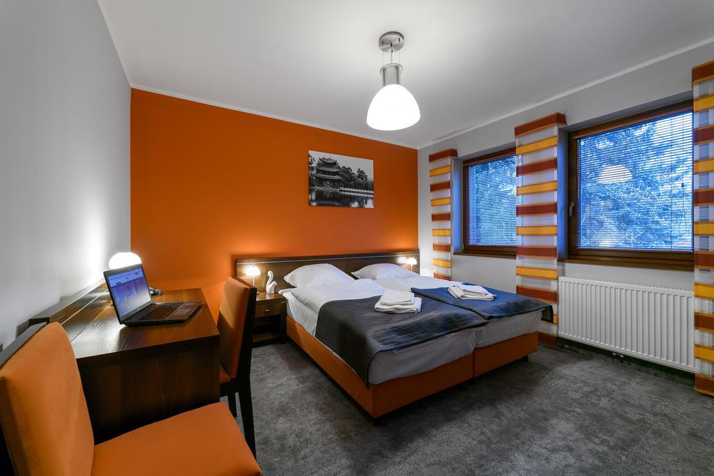 Ck Kalina Hotell Lądek-Zdrój Rum bild