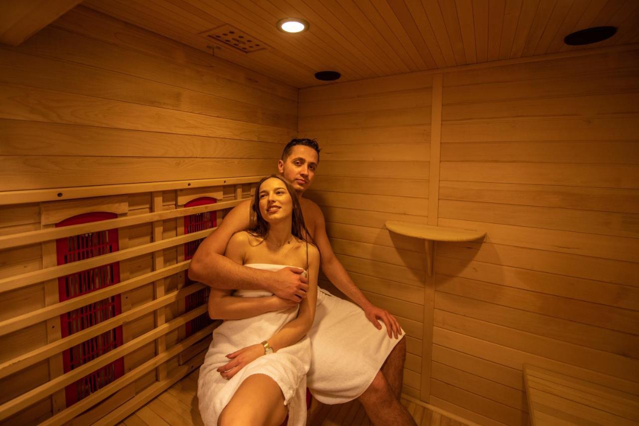 Ck Kalina Hotell Lądek-Zdrój Exteriör bild